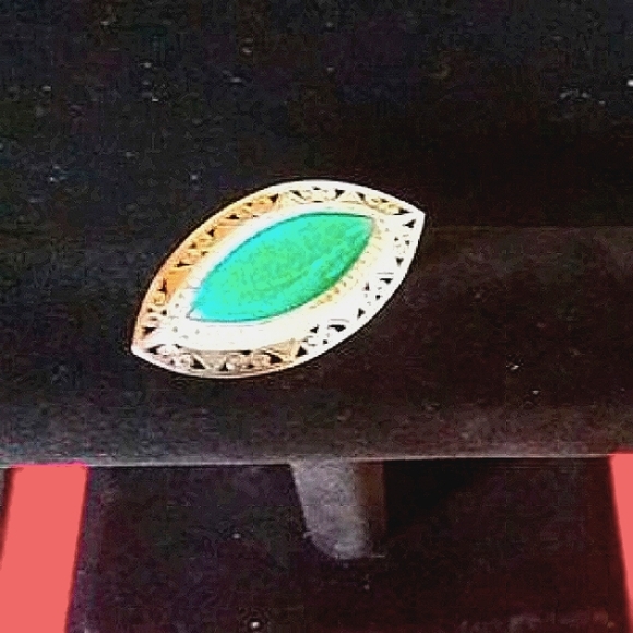 Stunning Sterling Silver Green Onyx Pin - Picture 7 of 7